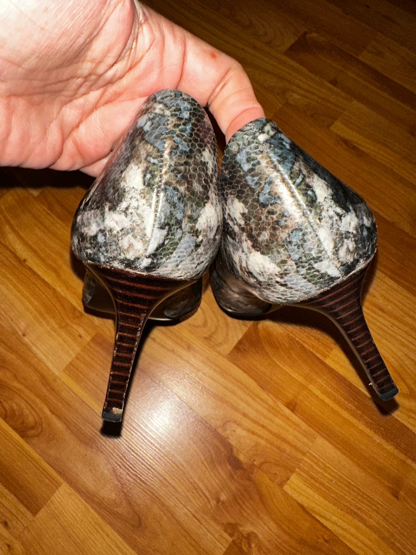 Size 11 Nine West snakeskin heels