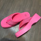 WILD FABLE Angela Hot Pink Memory Foam Thong Platform Sandals 10 compare to new $30