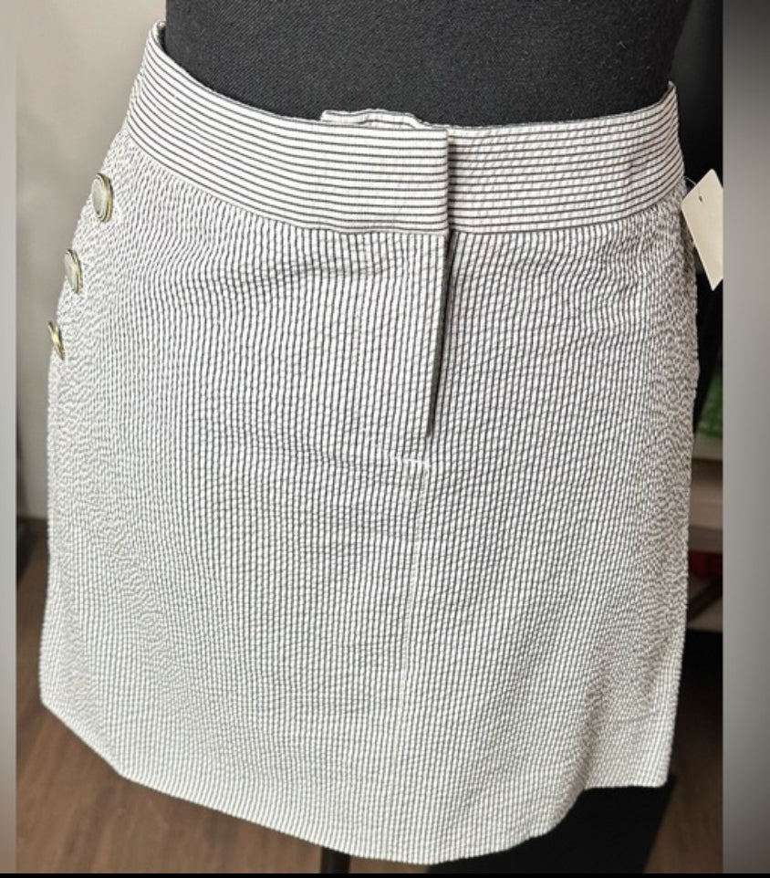 Size 4 J Crew pinstripe seersucker mini skirt