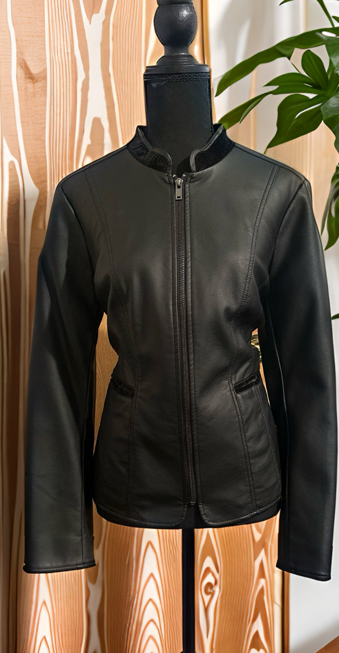 Size M Alfani black faux leather jacket