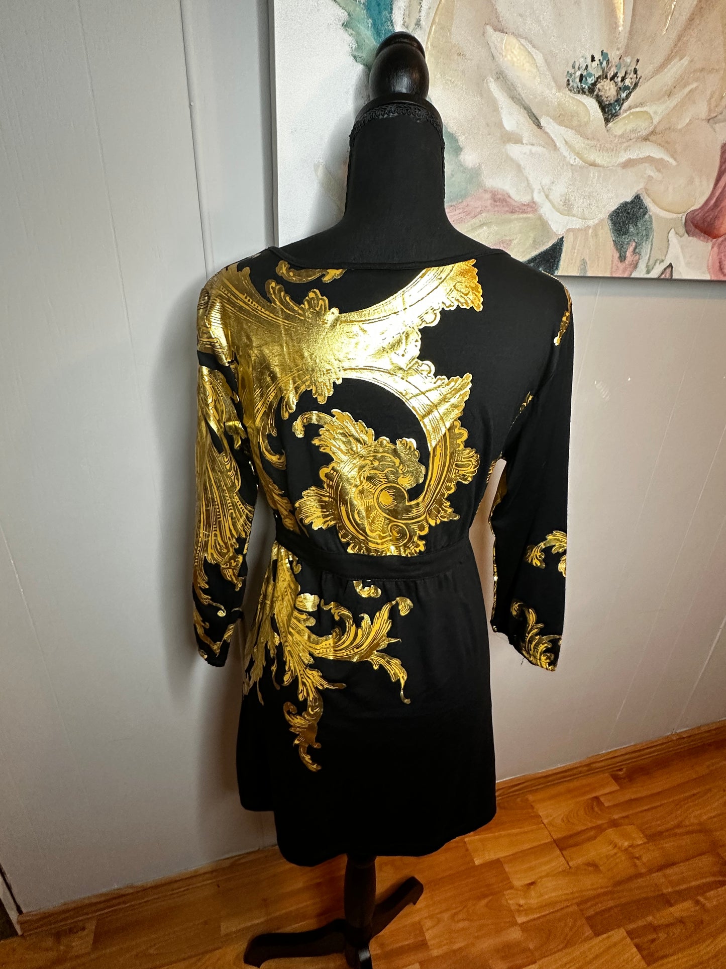 Size Medium Rocawear black and gold dress