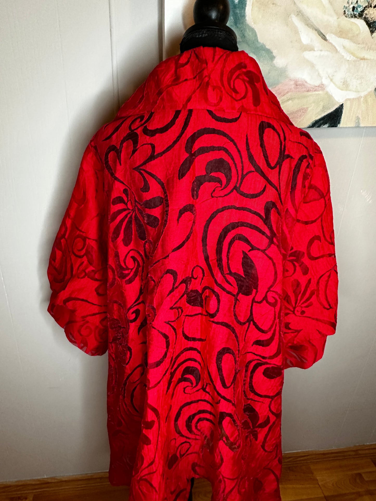 Size XL red top