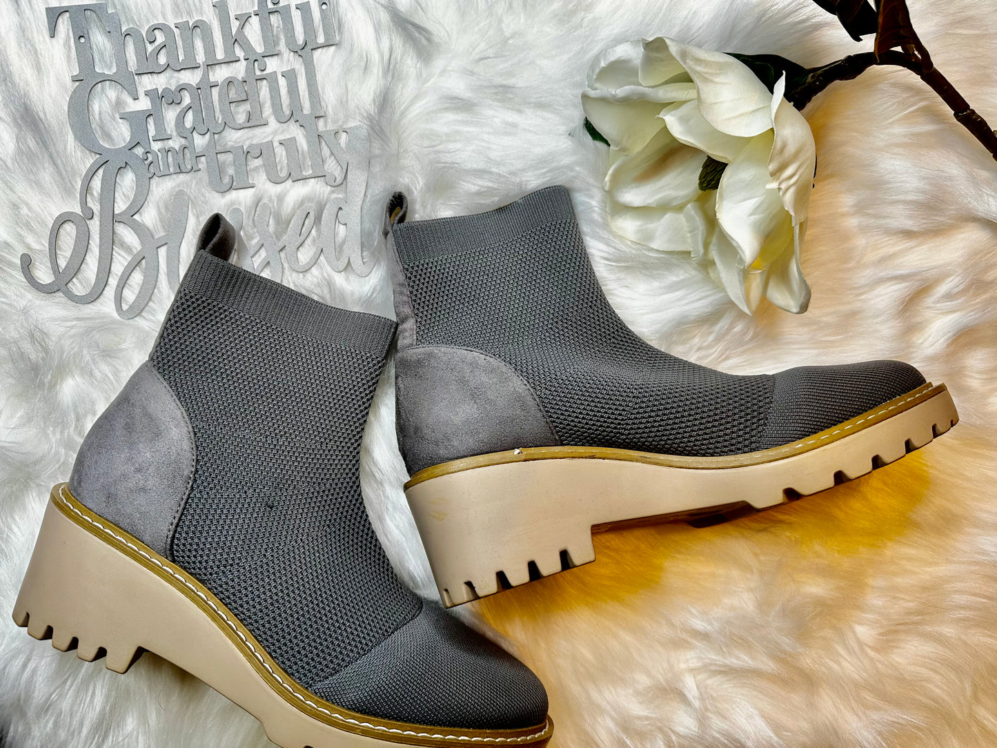 Size 10 Nicole Miller Lele ankle sock boots