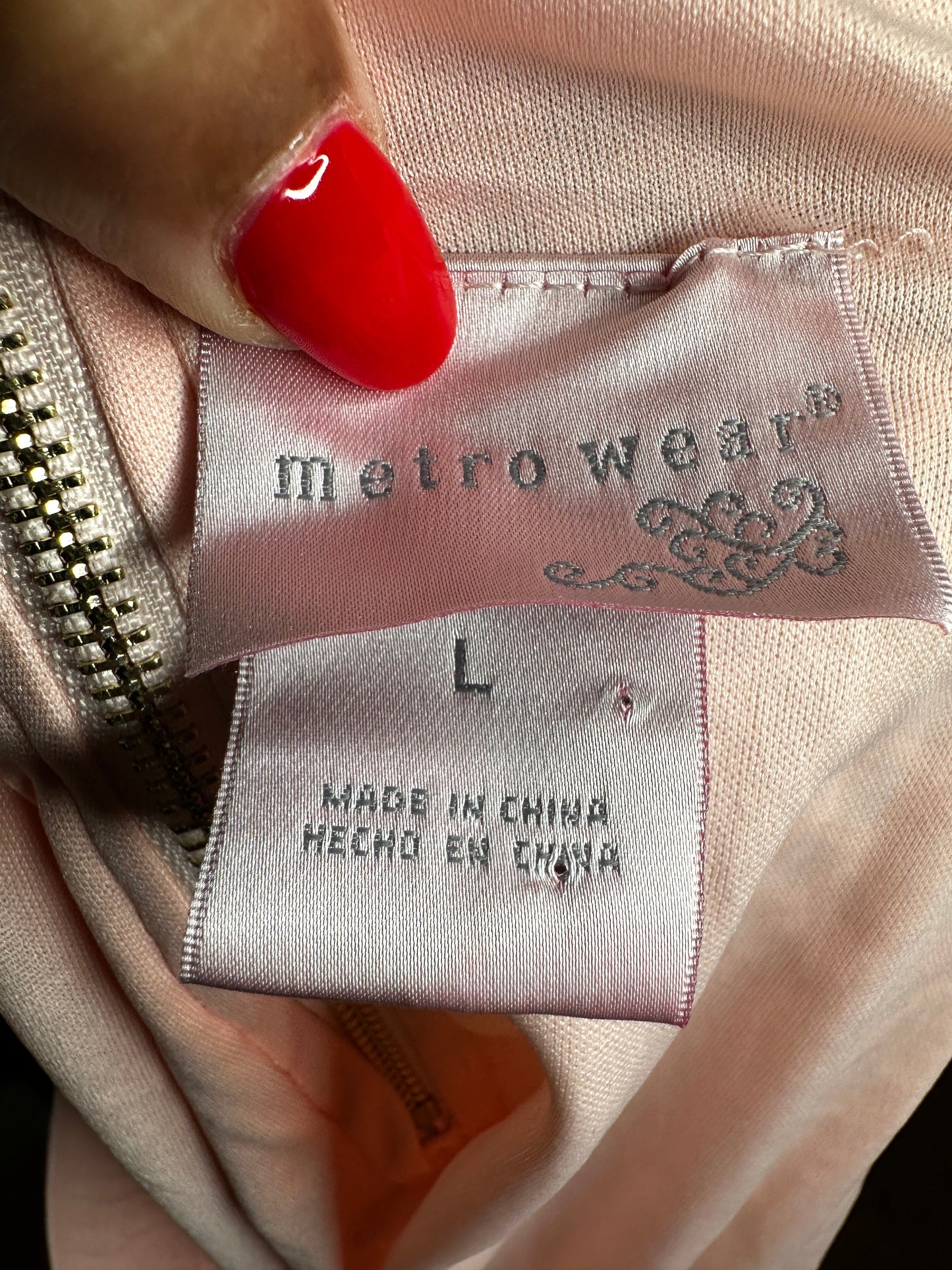 Size XL pink Metro Wear skirt