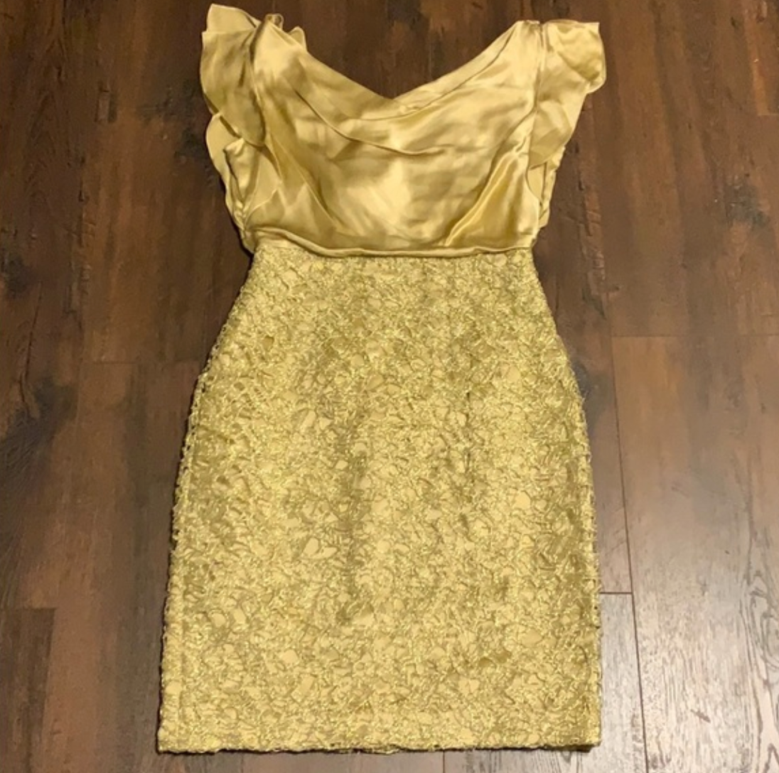 Kay Unger Silk Lace overlay dress Size 4 - Gold