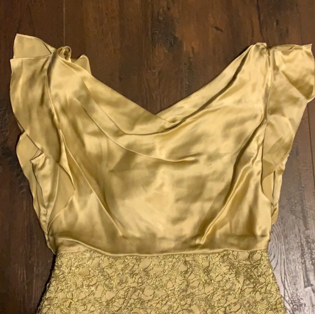 Kay Unger Silk Lace overlay dress Size 4 - Gold