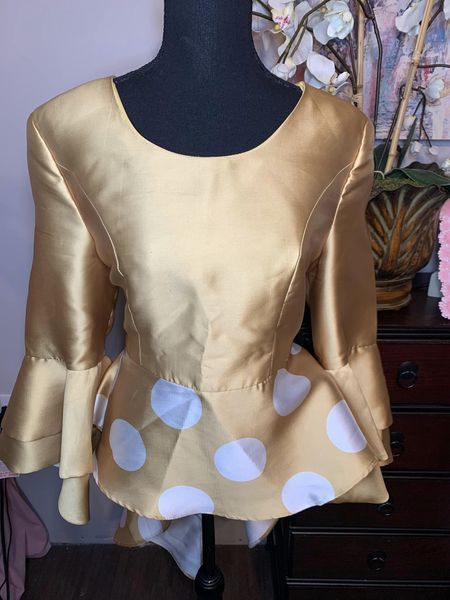 Size L Gold and white polka peplum high low top