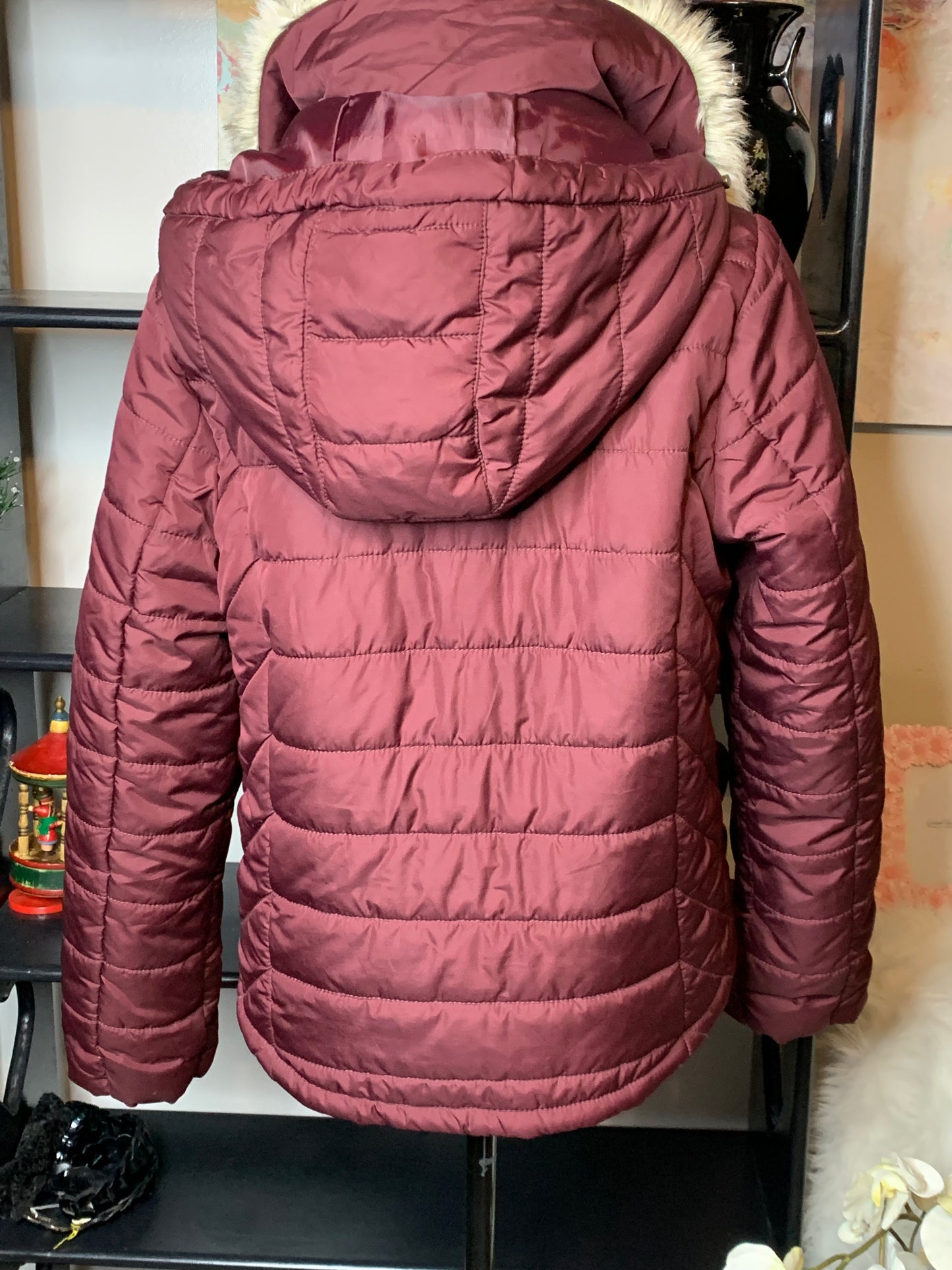 Size Medium Aeropostale puffer jacket