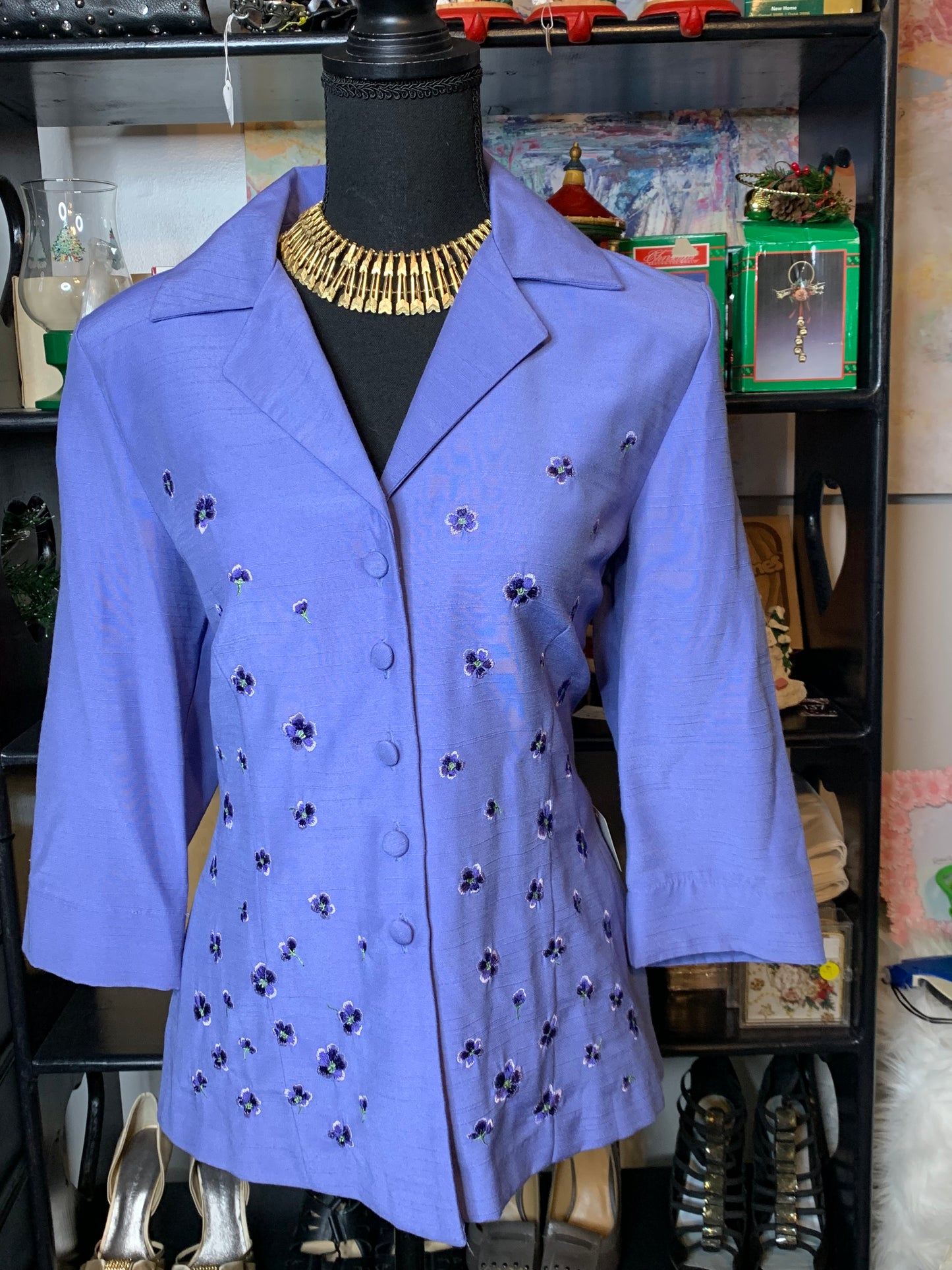 Size 8 lavender lightweight blazer