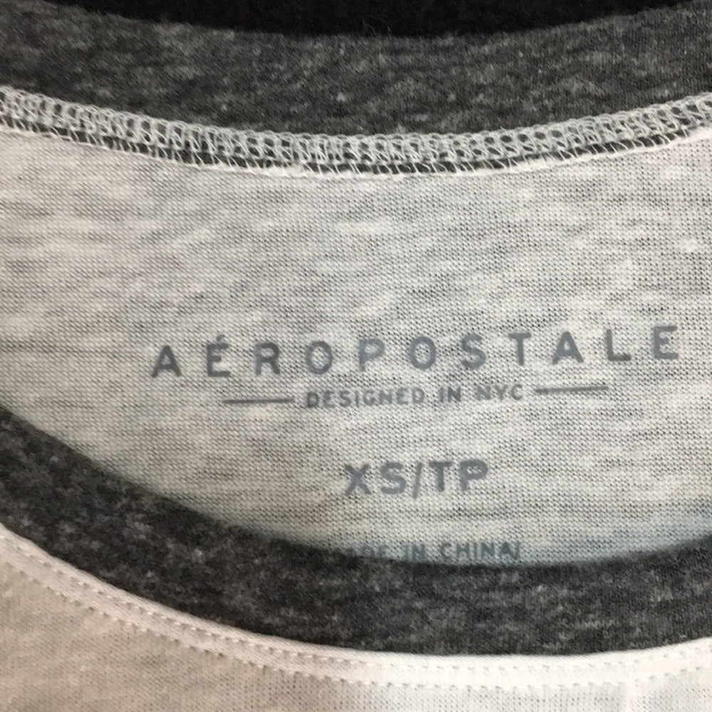 Aeropostale size XS gray and white shirt