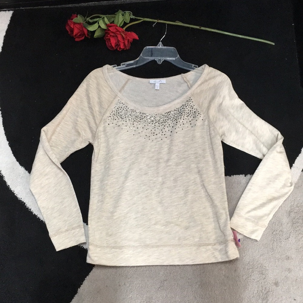 dELiAs size XS long sleeve top with sequins