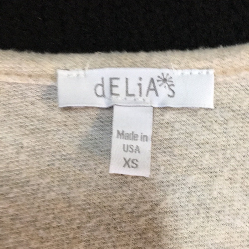 dELiAs size XS long sleeve top with sequins