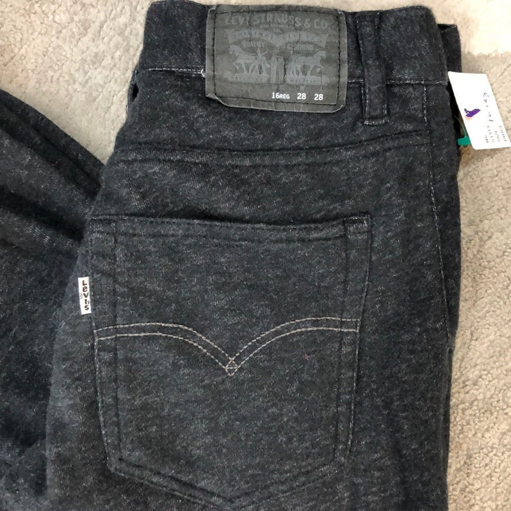 Size 16Reg 28x28 Levi’s joggers.  Charcoal gray