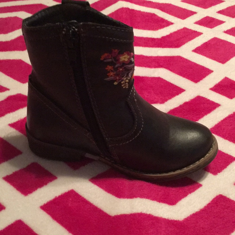 Jelly Beans boots size 6 with flowers