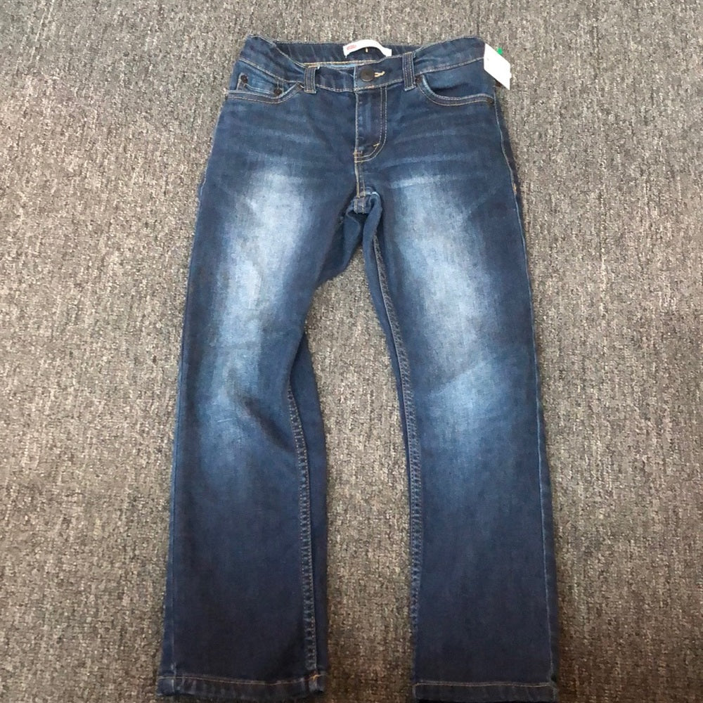 Size 7 Levi’s 511 slim