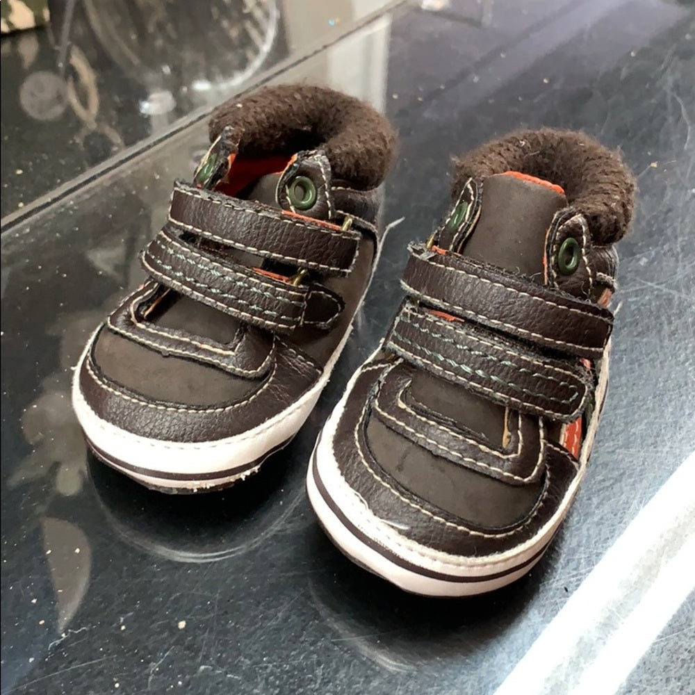 Size 1 baby sneakers