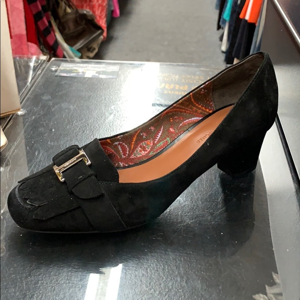 Size 8 black Aigner heels