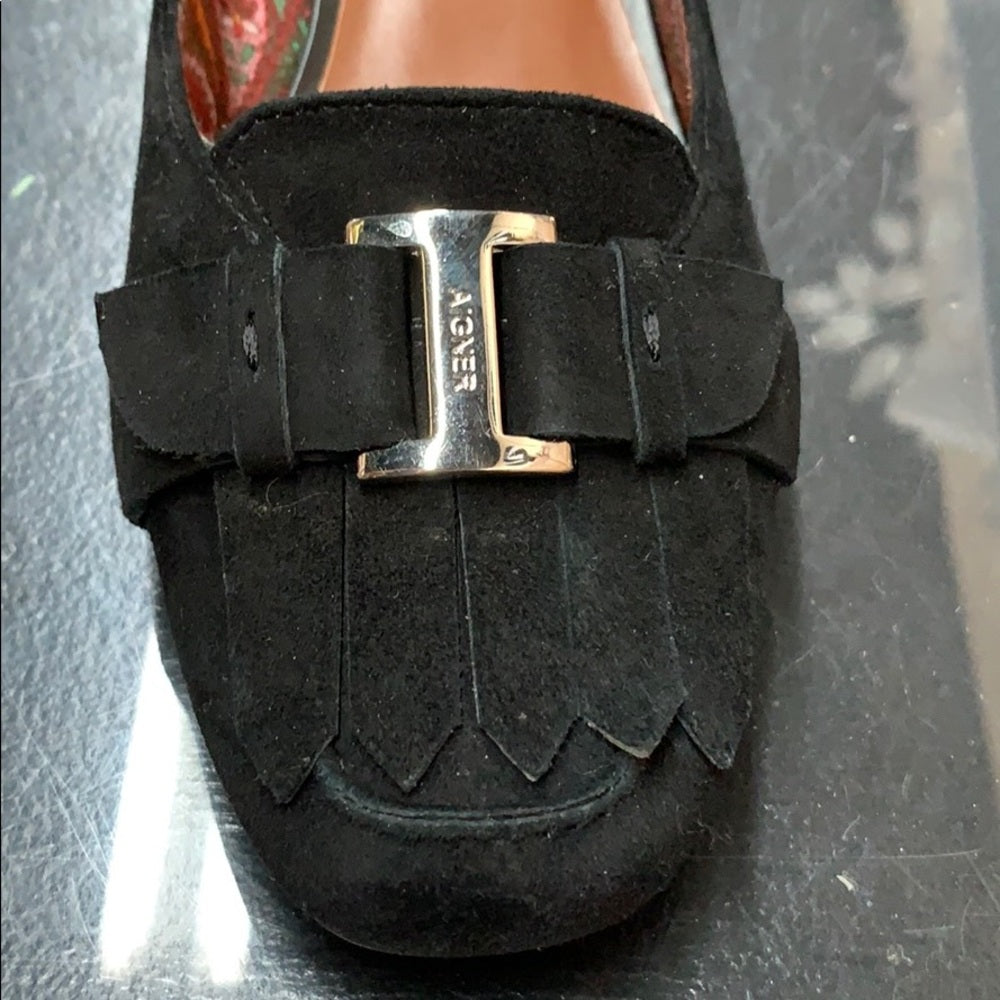 Size 8 black Aigner heels