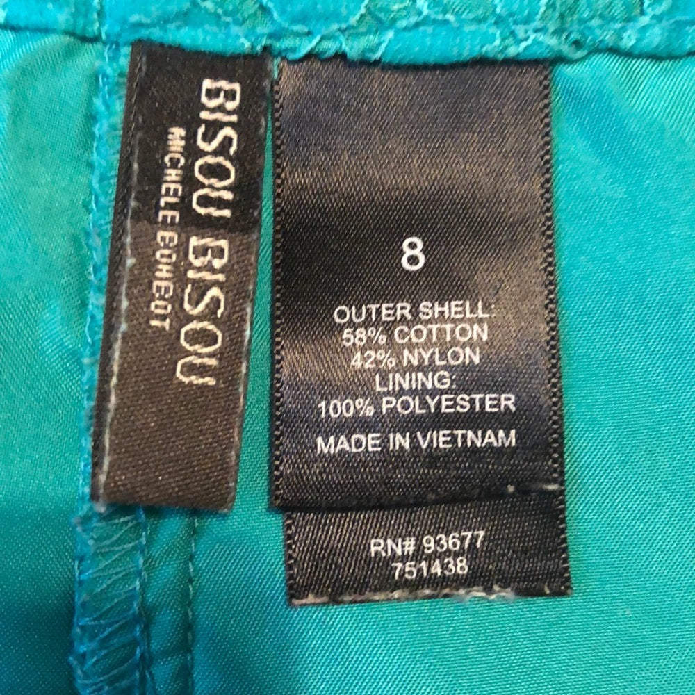 Bisou Bisou size 8 green skirt