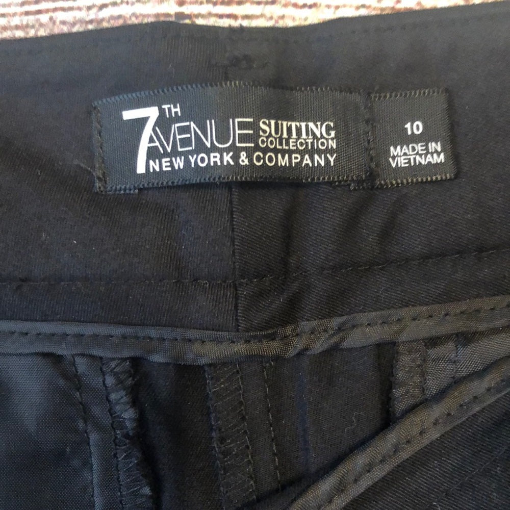 New York and Co. size 10 black lady’s capris