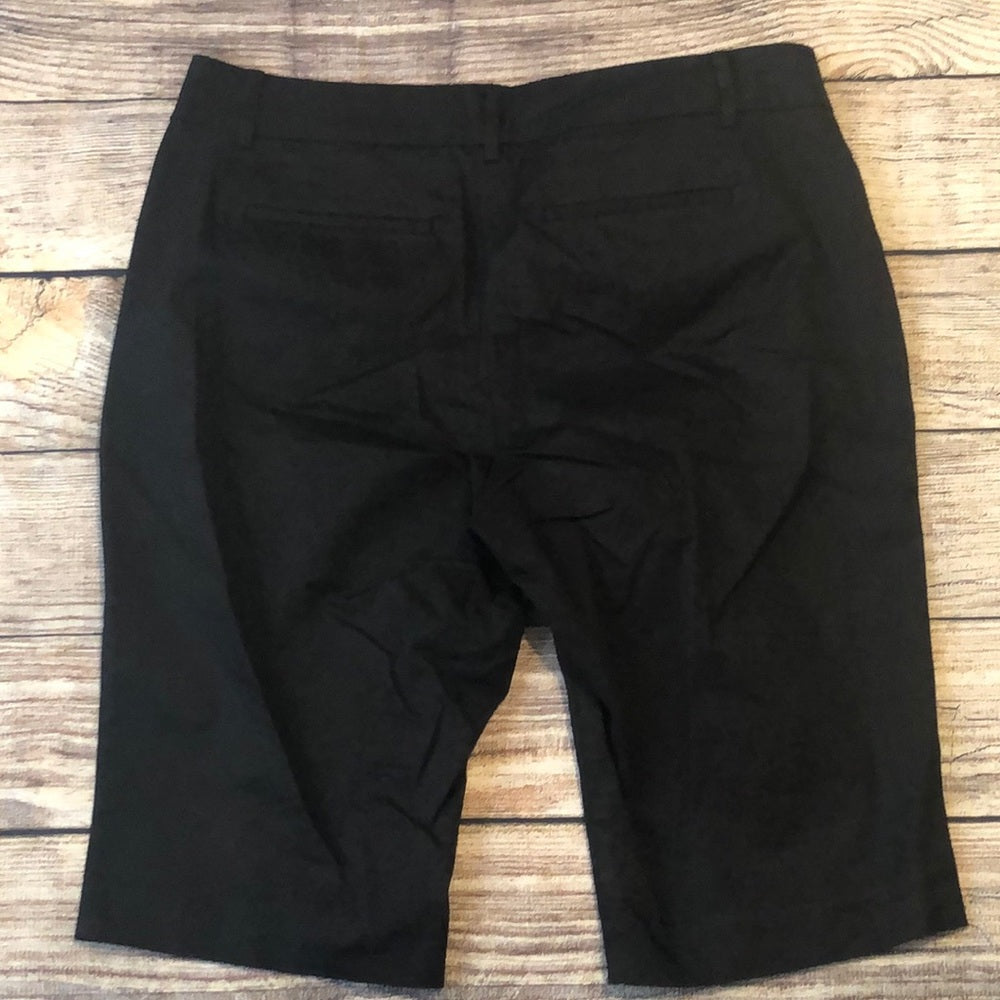 New York and Co. size 10 black lady’s capris