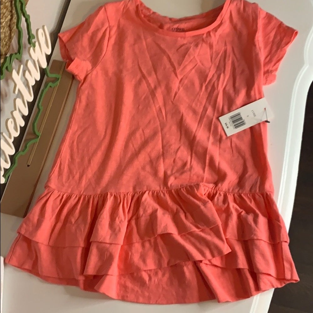 Peachy pink color NWT size Small top