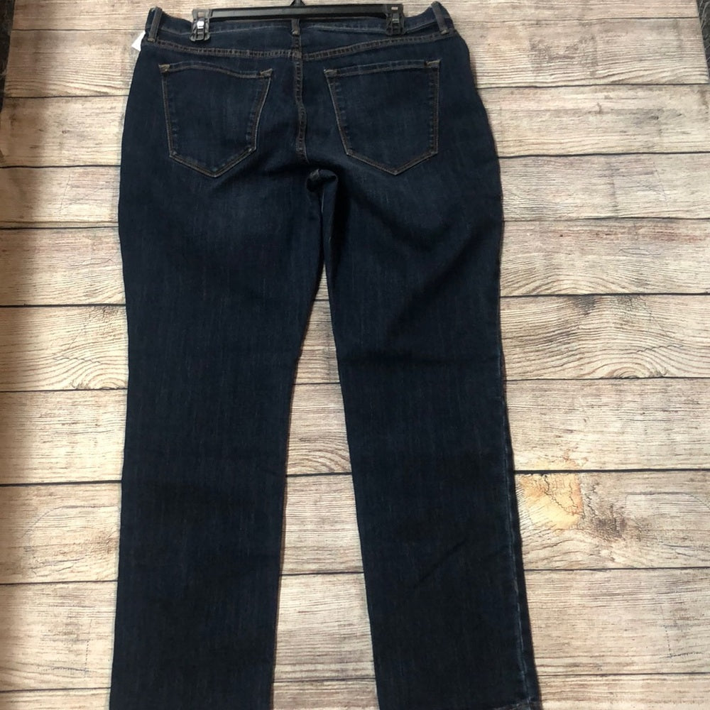 Old Navy sz 12 mid rise lady’s jeans