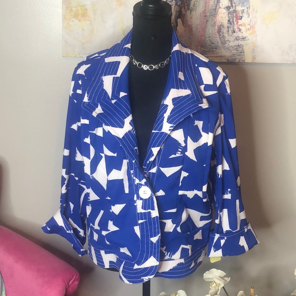 Erin London sz Medium blue and white ladys blazer