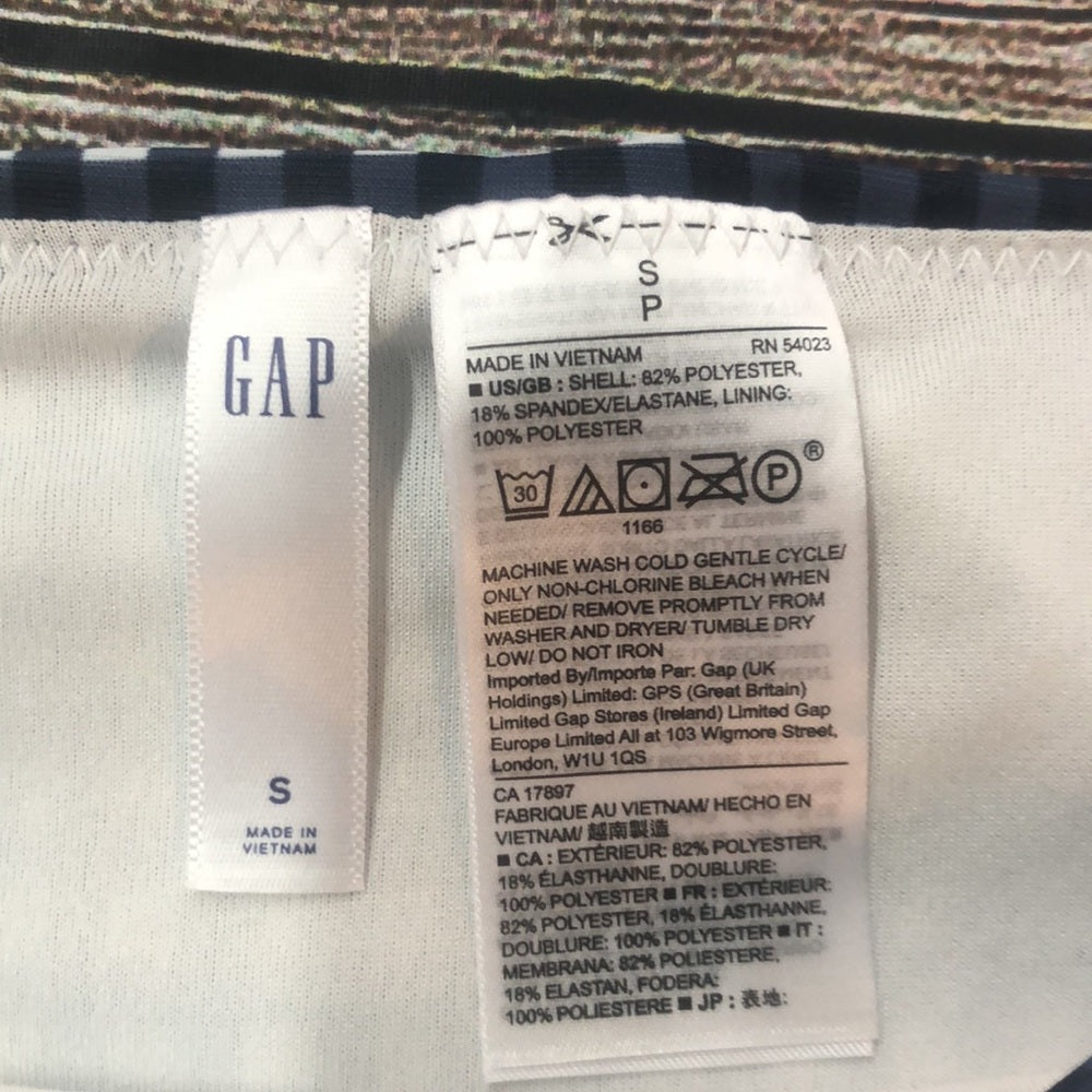 Gap sz small blue & white 2 pc bathing suit