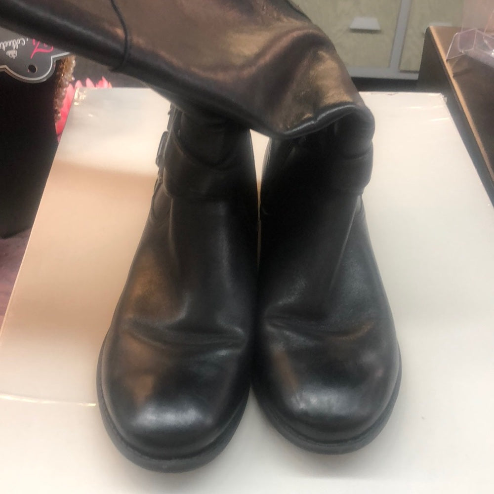 Marc Fisher sz 9 women black boots