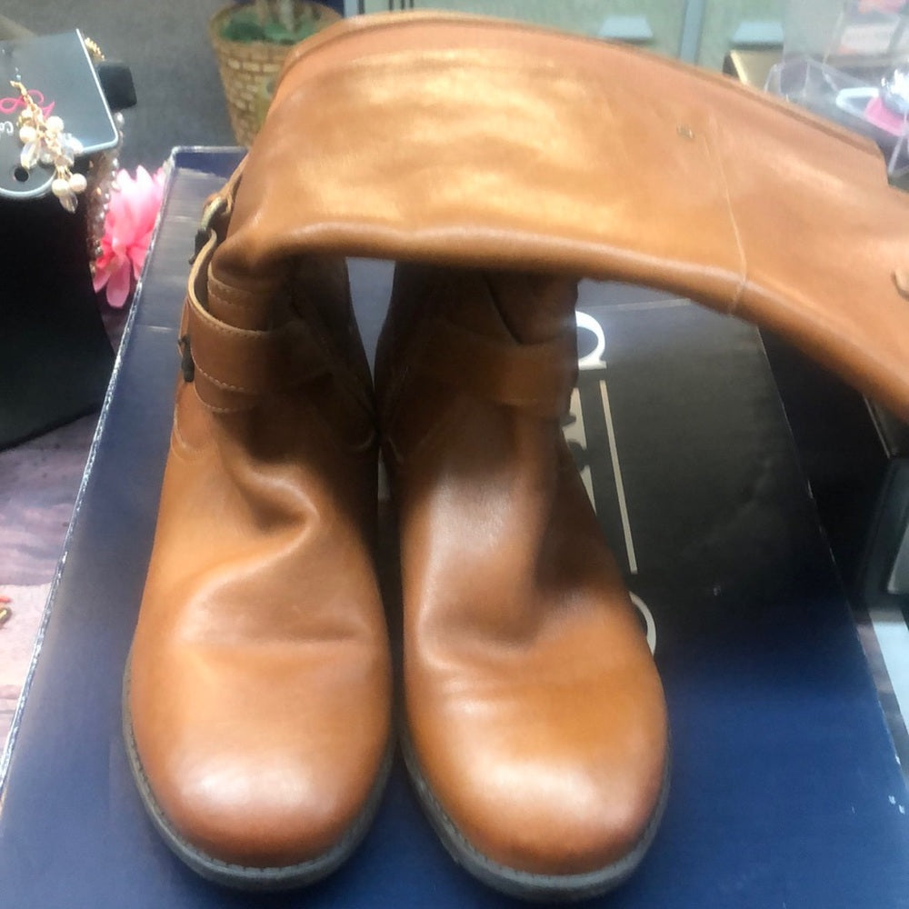 Chaps sz 9.5 women brown boots