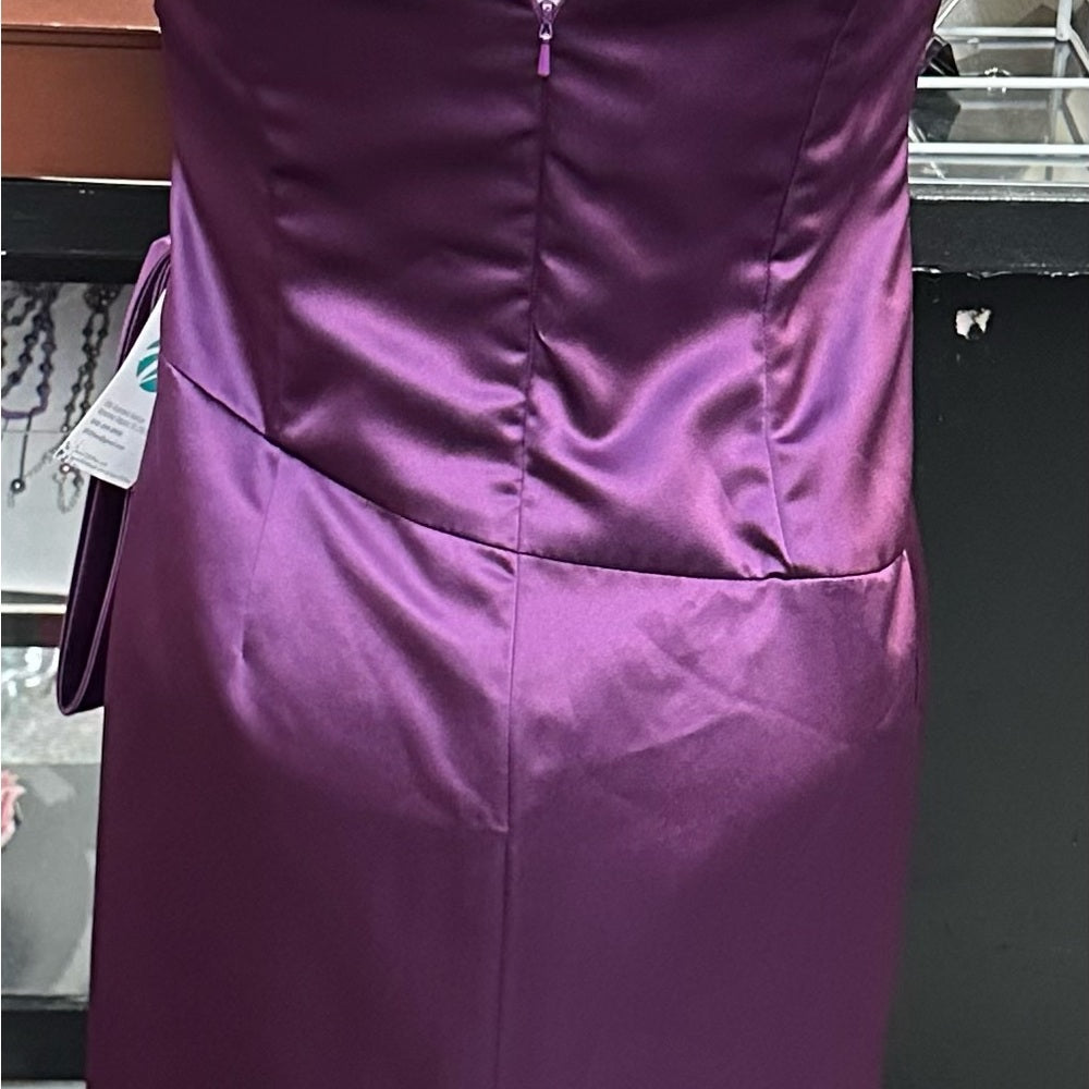 Dessy Collection sz 10 long purple formal dress